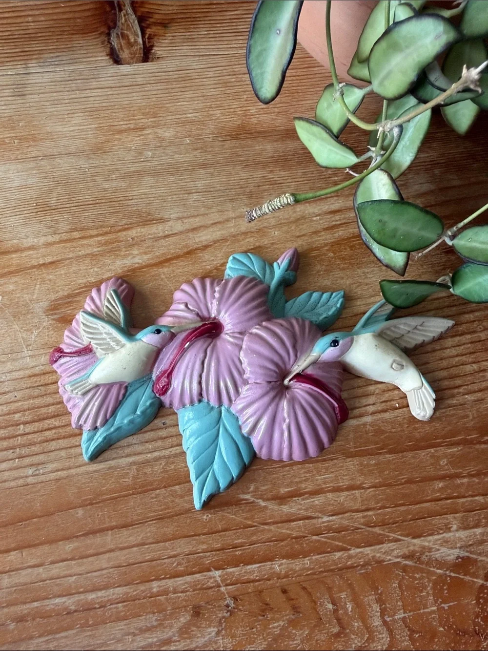 Vintage Hummingbirds & Hibiscus Wall Accent